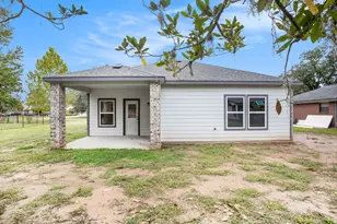 221 Inwood Dr, West Columbia, TX 77486 - Photo 22