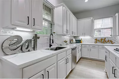 5 Versante Court, Houston, TX 77070 - Photo 20