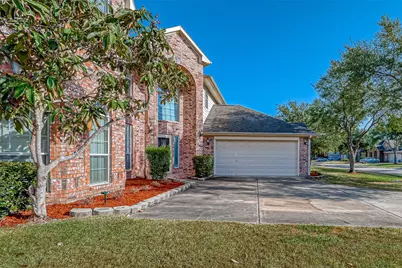 10626 Hillsdale Bridge Lane, Sugar Land, TX 77498 - Photo 4