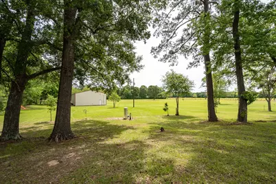 968 Oats Rd, Livingston, TX 77351 - Photo 18