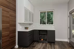 10 Acacia Park Pl, The Woodlands, TX 77382 - Photo 16