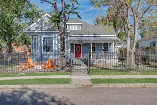 2118 Common Street St, Houston, TX 77009 - Photo 2
