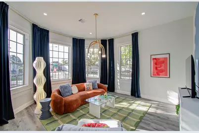 2118 Common Street Street, Houston, TX 77009 - Photo 10