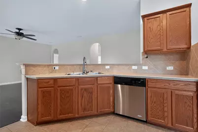 419 Drake Lane, League City, TX 77573 - Photo 6