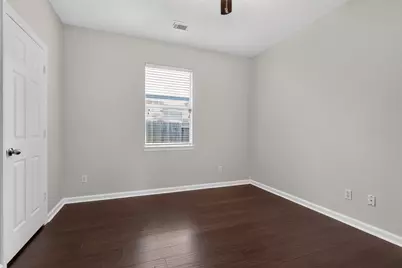 419 Drake Lane, League City, TX 77573 - Photo 10