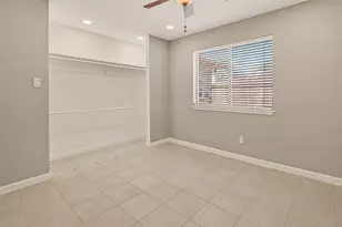 10810 Umber Ct, Houston, TX 77099 - Photo 16