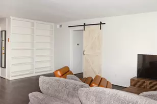 353 N Post Oak Ln, Houston, TX 77024 - Photo 6