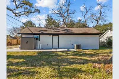 120 N Illinois Avenue, League City, TX 77573 - Photo 28