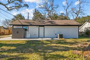 120 N Illinois Ave, League City, TX 77573 - Photo 28