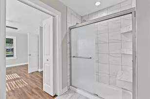 120 N Illinois Ave, League City, TX 77573 - Photo 14