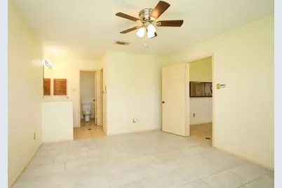 8215 Summer Quail Drive, Houston, TX 77489 - Photo 22