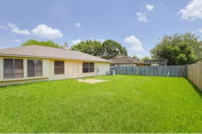8215 Summer Quail Drive, Houston, TX 77489 - Photo 36