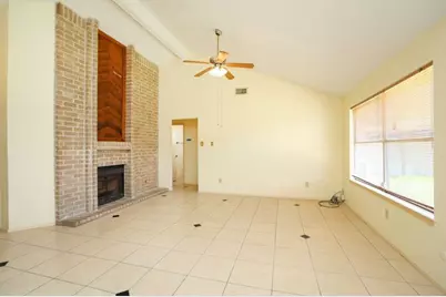 8215 Summer Quail Drive, Houston, TX 77489 - Photo 10