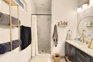 1217 Campbell St, Houston, TX 77009 - Photo 16