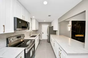 5234 Abercreek Ave, Friendswood, TX 77546 - Photo 10