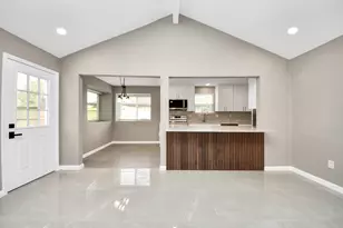 5234 Abercreek Ave, Friendswood, TX 77546 - Photo 12