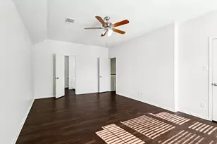 9423 Eaglewood Spring Dr, Houston, TX 77083 - Photo 18