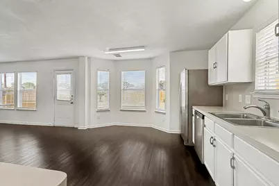9423 Eaglewood Spring Drive, Houston, TX 77083 - Photo 6