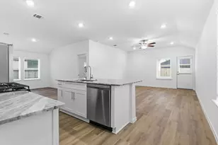 3514 Grassland Dr, League City, TX 77573 - Photo 8