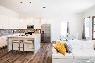 5205 Bataan Rd, Houston, TX 77033 - Photo 12