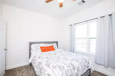 5205 Bataan Road #B, Houston, TX 77033 - Photo 16