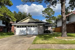 9415 Westacre Pl, Houston, TX 77083 - Photo 2
