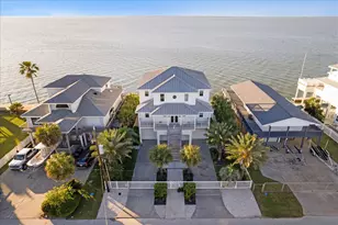 21914 Guadalupe Dr, Galveston, TX 77554 - Photo 4