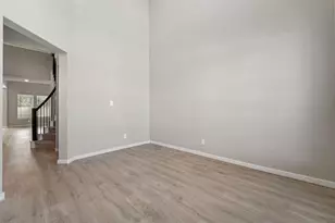 2818 Clapbread Ln, Rosenberg, TX 77471 - Photo 8