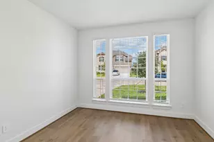 2818 Clapbread Ln, Rosenberg, TX 77471 - Photo 6
