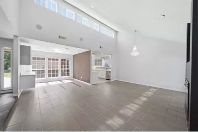 6030 Elkwood Forest Drive, Houston, TX 77088 - Photo 8