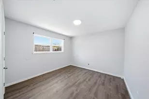 6030 Elkwood Forest Dr, Houston, TX 77088 - Photo 20