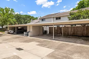 9263 Westwood Village Dr, Houston, TX 77036 - Photo 16