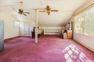 224 Ave F St, Sealy, TX 77474 - Photo 8