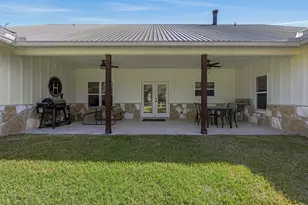 1800 Co Rd 122, Hallettsville, TX 77964 - Photo 20