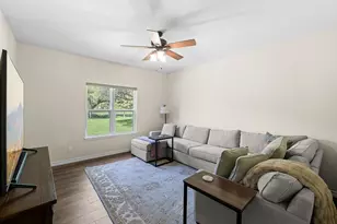 1800 Co Rd 122, Hallettsville, TX 77964 - Photo 8