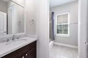 925 W 23rd St, Houston, TX 77008 - Photo 28