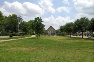 925 W 23rd St, Houston, TX 77008 - Photo 34