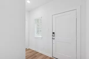 208 Sage River Ct, Willis, TX 77378 - Photo 12