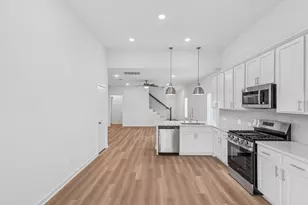 208 Sage River Ct, Willis, TX 77378 - Photo 2