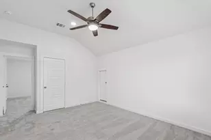 208 Sage River Ct, Willis, TX 77378 - Photo 24