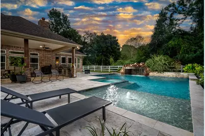 11274 Majestic Drive, Montgomery, TX 77316 - Photo 2