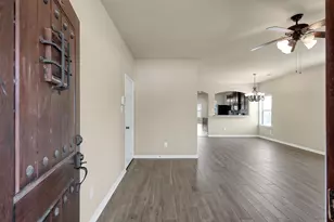 23302 E Pine Ivy Ln, Tomball, TX 77375 - Photo 2