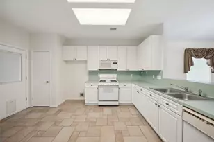 2920 Elm Grove Ct, Kingwood, TX 77339 - Photo 14