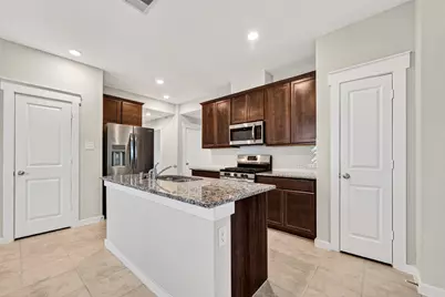 252 Laura Leigh Lane, Angleton, TX 77515 - Photo 8