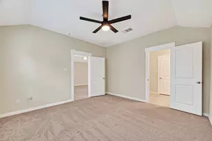 252 Laura Leigh Ln, Angleton, TX 77515 - Photo 26