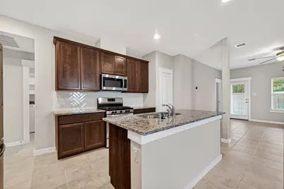 252 Laura Leigh Lane, Angleton, TX 77515 - Photo 10