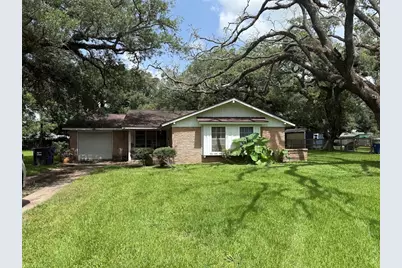 332 County Road 698A, Angleton, TX 77515 - Photo 2