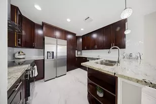 12411 Sungate Ln, Houston, TX 77071 - Photo 8