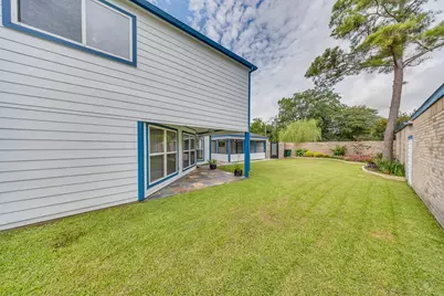 12411 Sungate Lane, Houston, TX 77071 - Photo 16