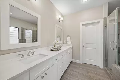 4857 Rich Oak Drive, Houston, TX 77018 - Photo 14